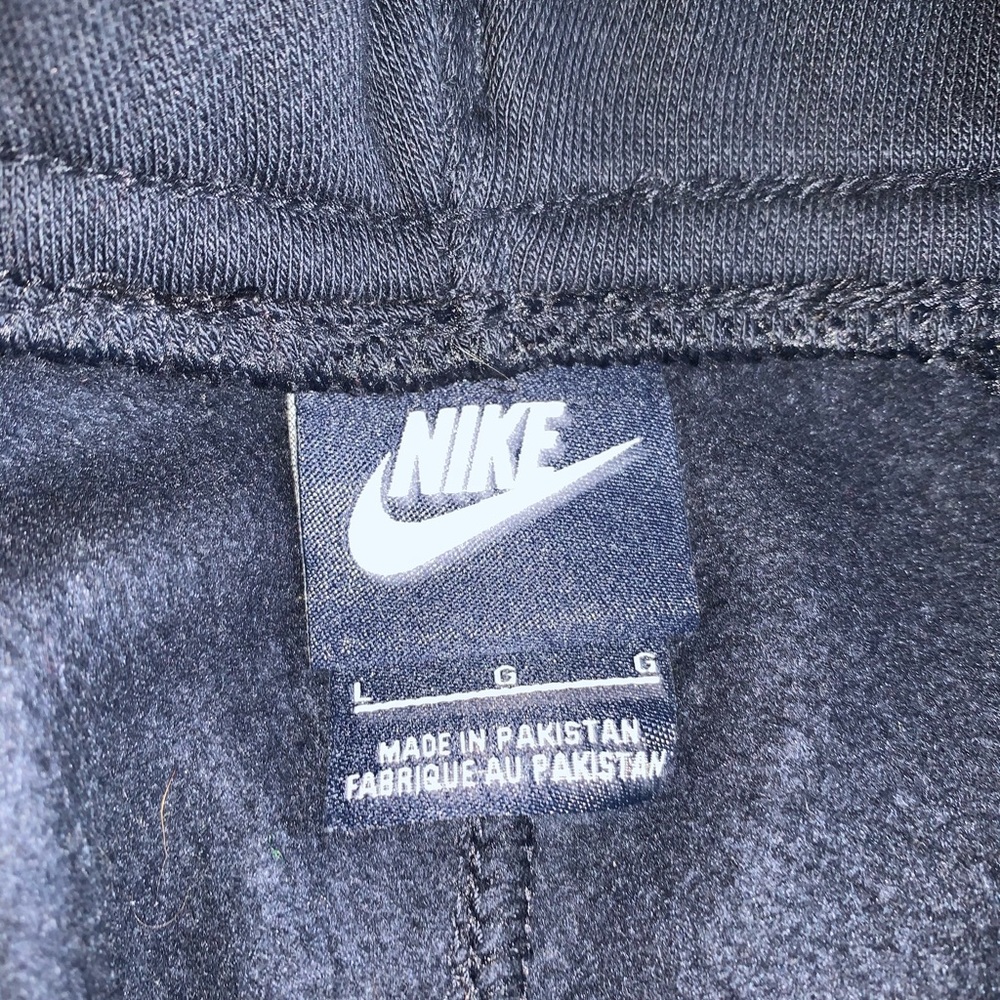 Navy Nike sweatsuit